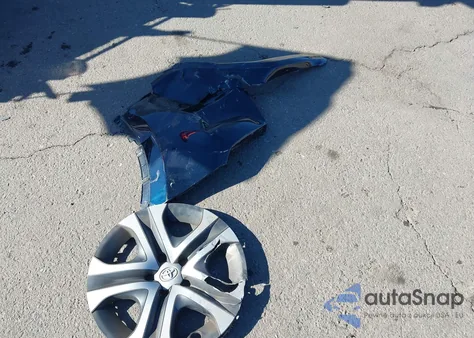 2017 Toyota Rav4 Le z USA, uszkodzony, nr VIN JTMBFREV4HJ169234